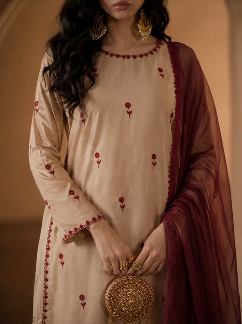 Handmade Daga &amp Moti Embroidered Branded Cotton 3-Piece Suit  Premium Luxury Collection