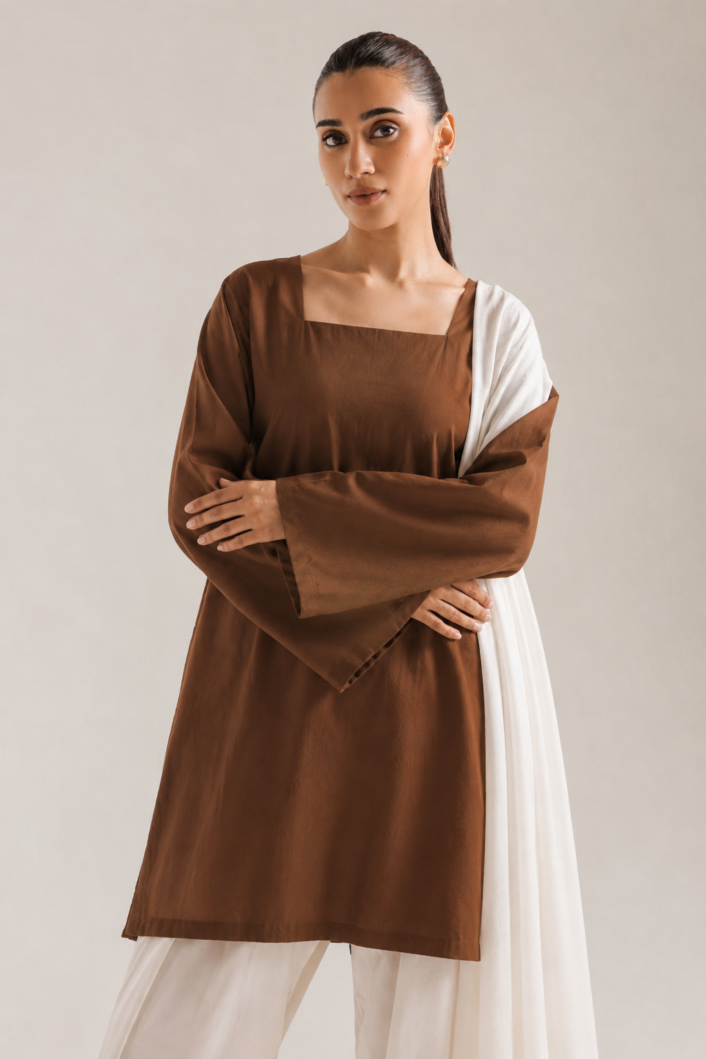 Mocha Luxe Hand Embroidered Premium Lawn 3-Piece